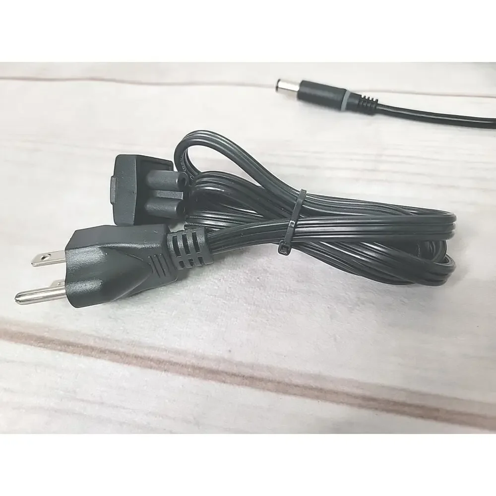 Genuine Dell Lap Top AC Adapter FA90PE1-00 19.5V 3.34A CM889 90W